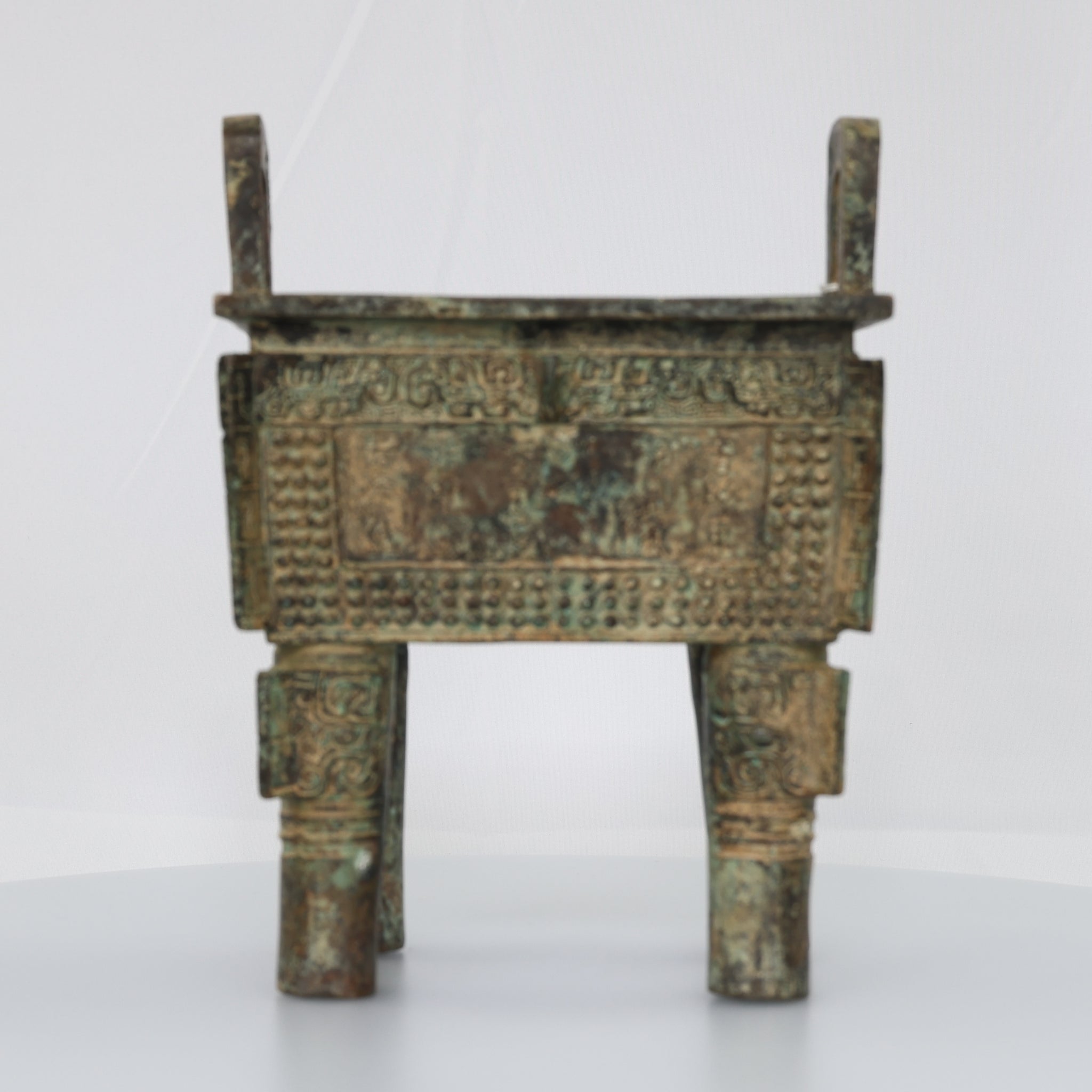 Old Chinese Dynasty Bronze Pattern Incense Burner